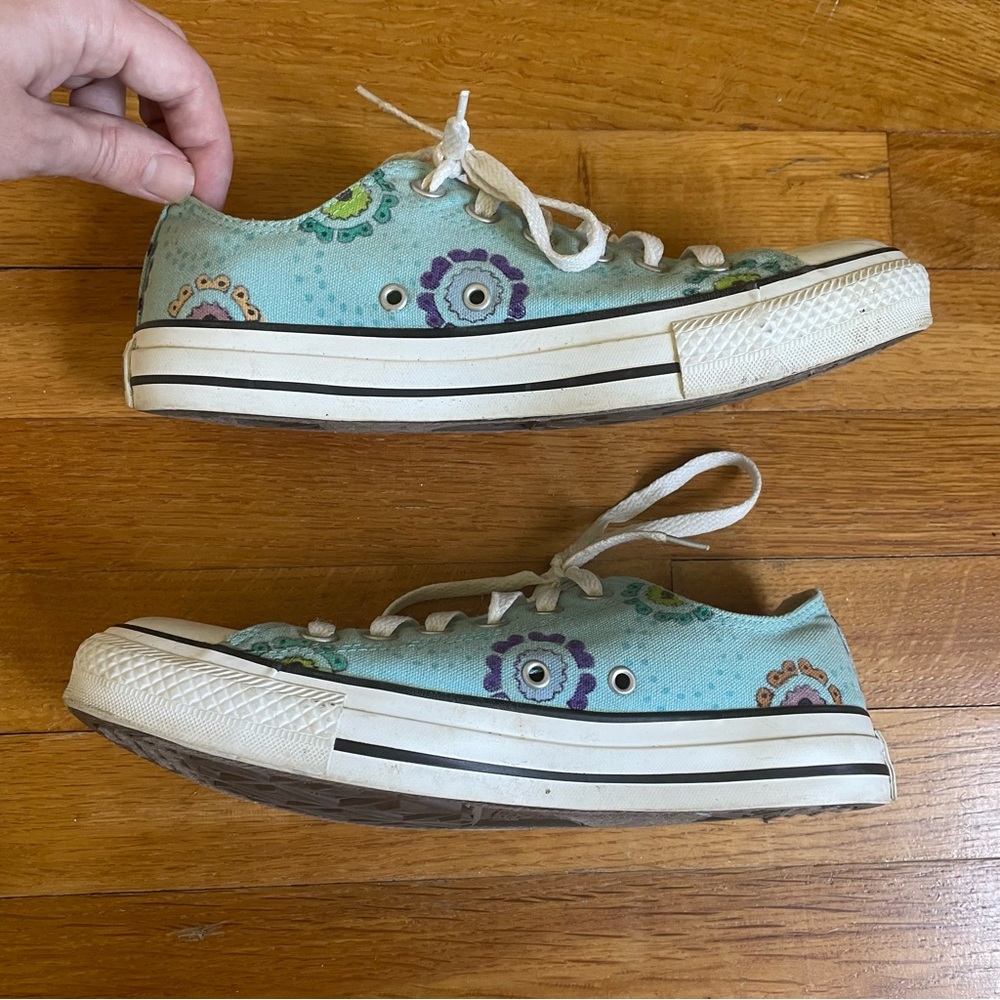 Custom Converse Low Tops - Picture 7 of 12
